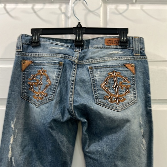 Guess size 27 foxy flare leg jeans, distressed, excellent condition - Picture 10 of 14